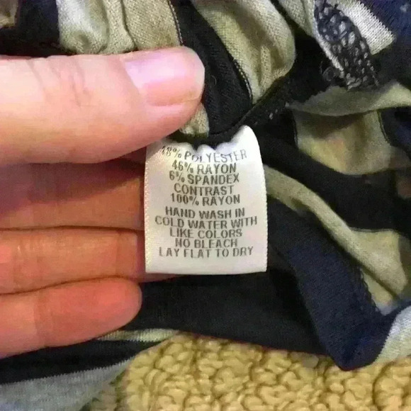 Ruched tank top - Picture 5 of 5